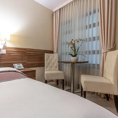 Soray Hotel